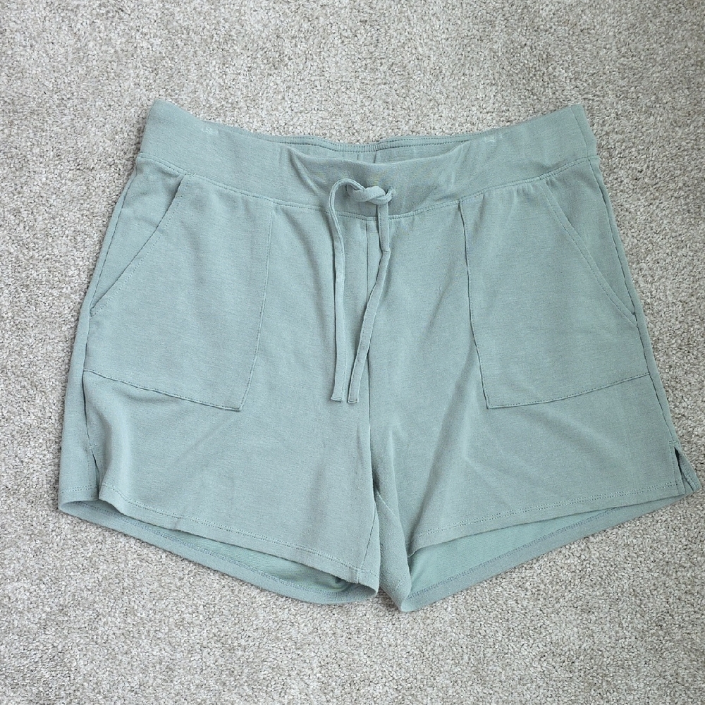 GAIAM Green Athletic Shorts with Drawstring Waistband